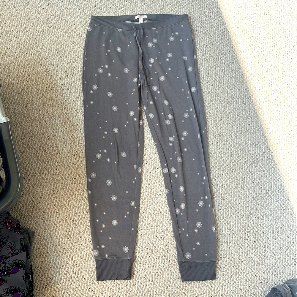 Women’s lounge wear/pajamas